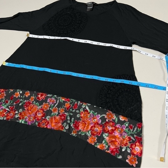 Desigual T-Shirt “Audrey” Floral Bell Sleeve Mandala High Low - Picture 10 of 12